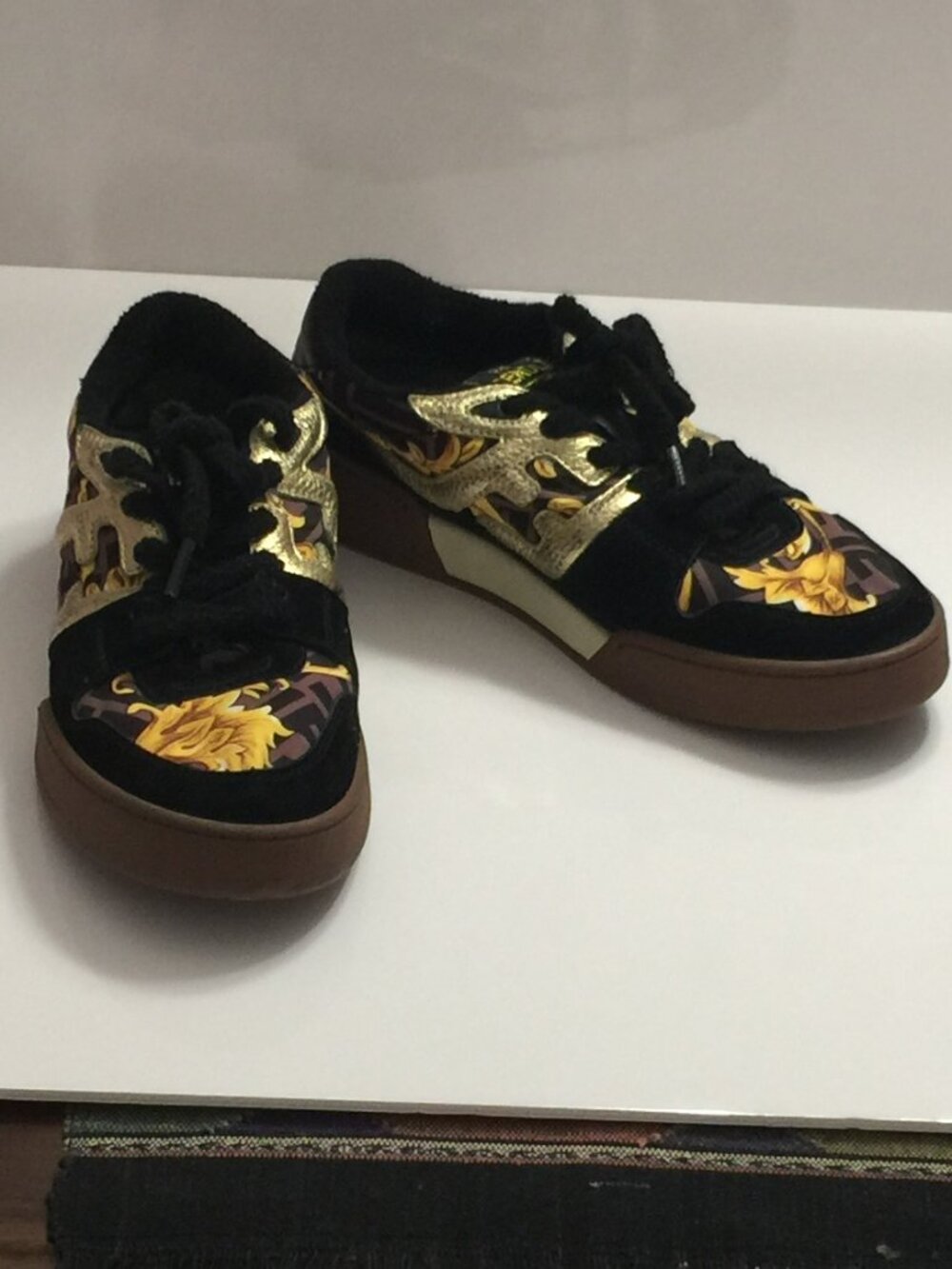 FENDI  FENDACE WOMENS FLORAL SNEAKERS